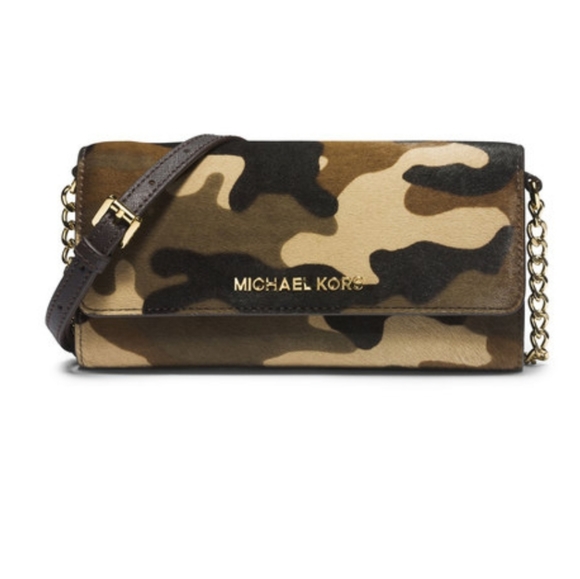 Michael Kors Handbags - Michael Kors Jet Set Travel Wallet camouflage